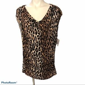 Ellen Tracy NWT $59 size XL animal print shirt